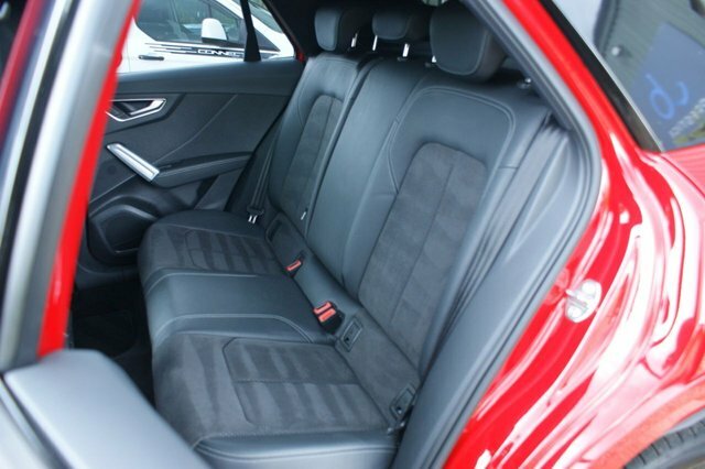 Audi SQ2 Suv Black #32