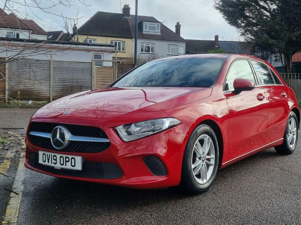Mercedes-Benz A Class Hatchback 1.3 A180 Se 7G-dct Euro 6 Ss 201 OV19OPO Red #4