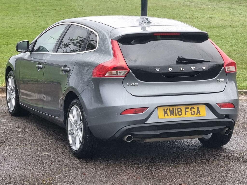 Volvo V40 Hatchback 1.5 T3 Gpf Inscription Euro 6 Ss KW18FGA Grey #4