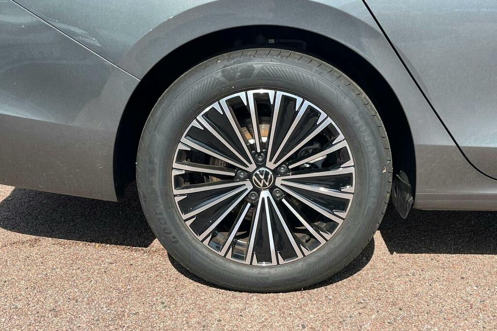Volkswagen Passat 1.5 Tsi Ehybrid 19.7Kwh Elegance Estate GJ25XGF Grey #5