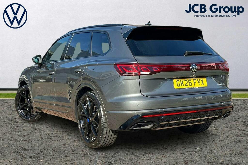 Volkswagen Touareg 3.0 V6 Tsi Ehybrid 14.3Kwh R Suv Plug I GK26FYX Grey #3