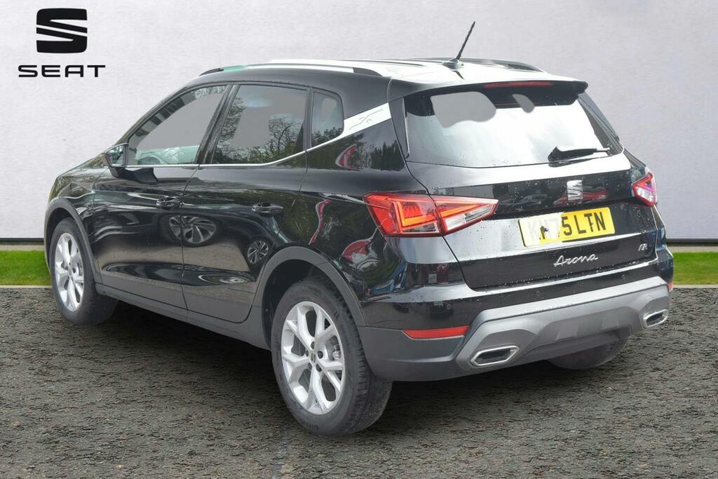 Seat Arona 1.0 Tsi Fr Suv Dsg KM75LTN Black #3