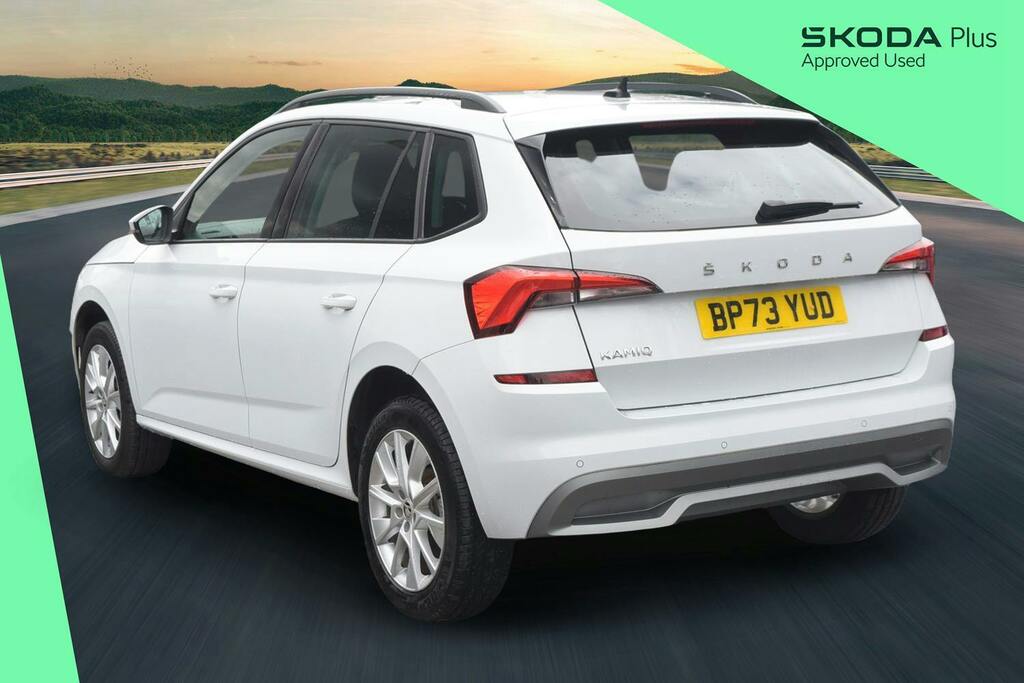 Skoda Kamiq 1.0 Tsi Se Drive Suv Dsg BP73YUD White #3