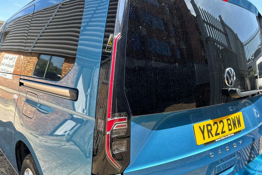 Volkswagen Caddy California Maxi California Maxi Blue #25