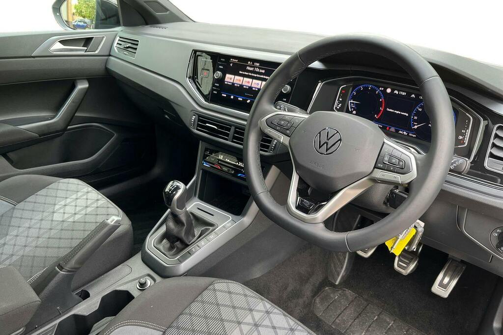 Volkswagen Taigo 1.0 Tsi Black Edition Suv GD75LZA White #6