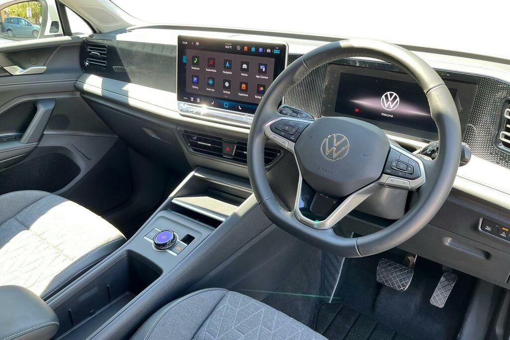 Volkswagen Tiguan 1.5 Etsi Mhev Match Suv Hybrid Dsg GD75FEJ White #6