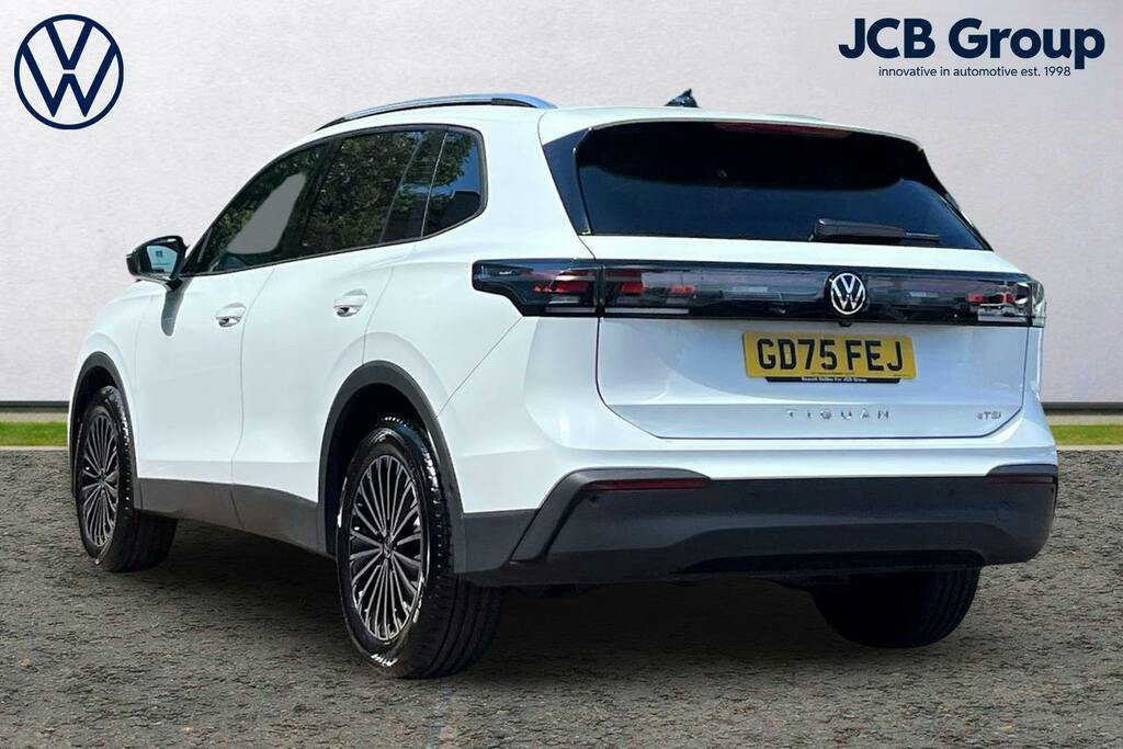 Volkswagen Tiguan 1.5 Etsi Mhev Match Suv Hybrid Dsg GD75FEJ White #3