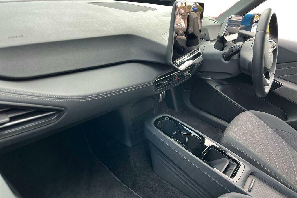 Volkswagen ID.3 Pro 59Kwh Match Hatchback GL75OLK #2