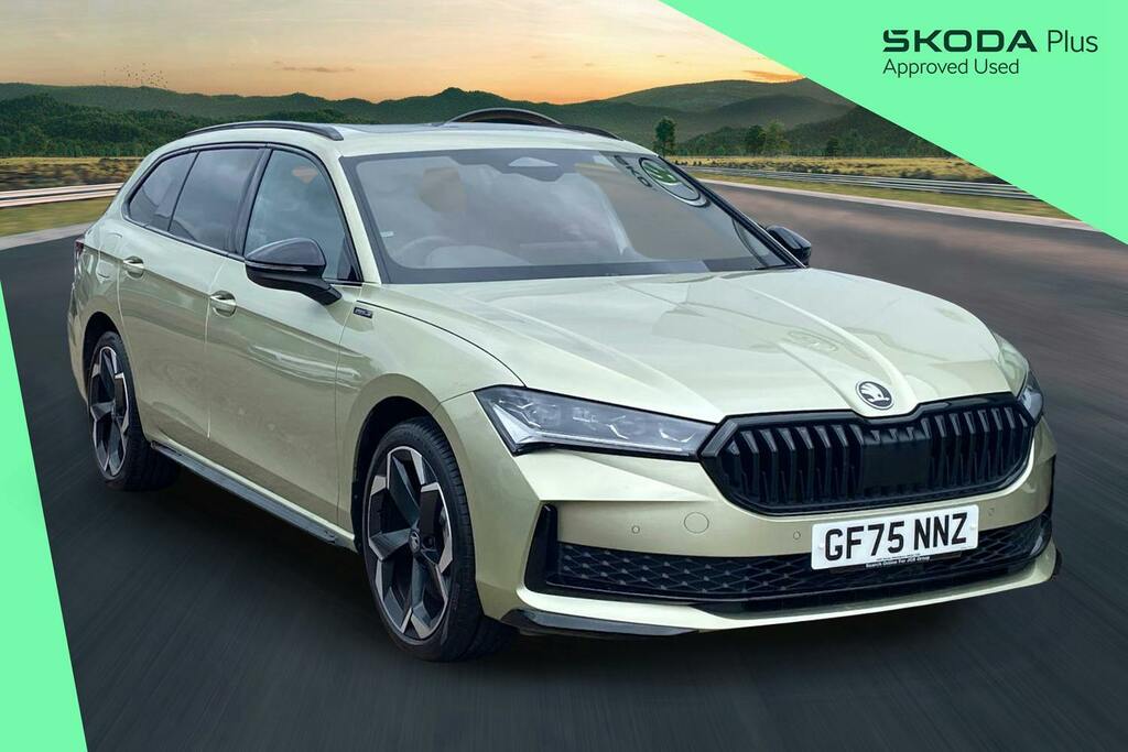 Skoda Superb 1.5 Tsi Iv 25.7Kwh Sportline Estate Plu White