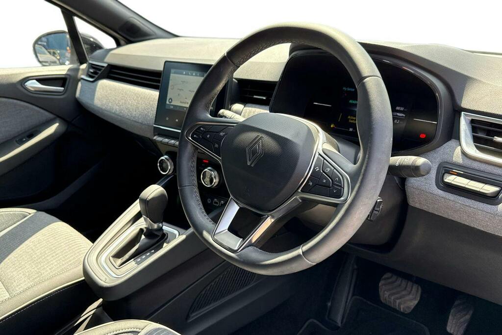 Renault Clio 1.6 E Tech Techno Hatchback Hybrid White #6