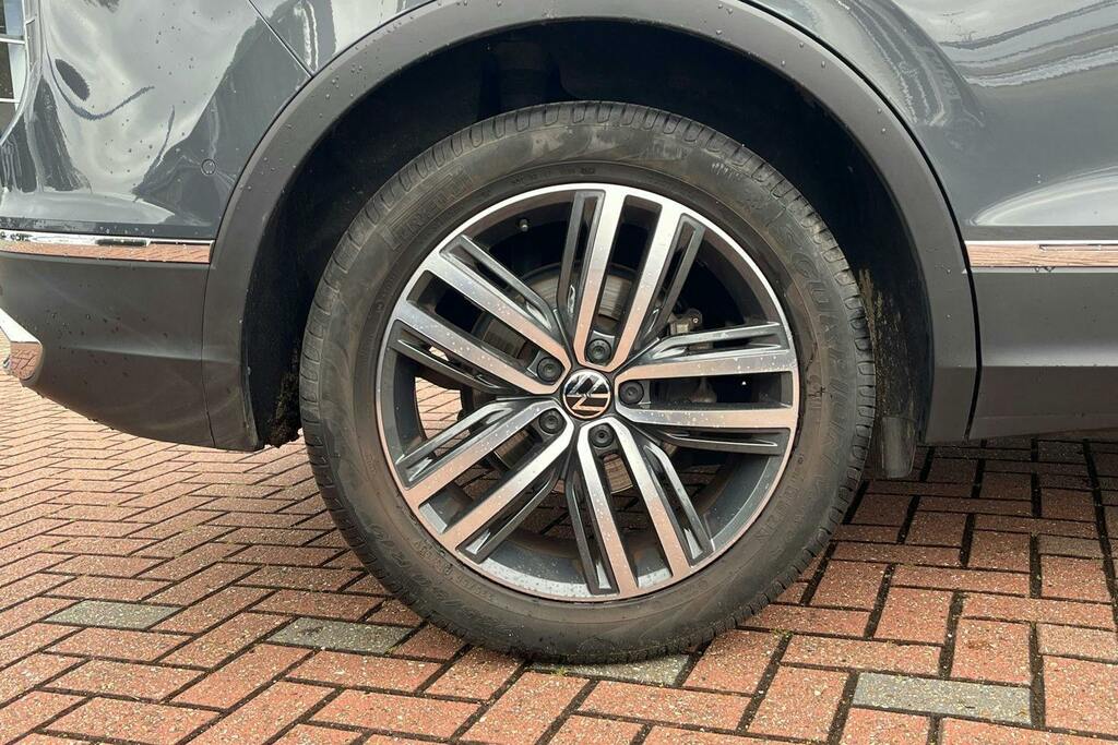 Volkswagen Tiguan 1.5 Tsi Elegance Suv Dsg CA23UVP Grey #5