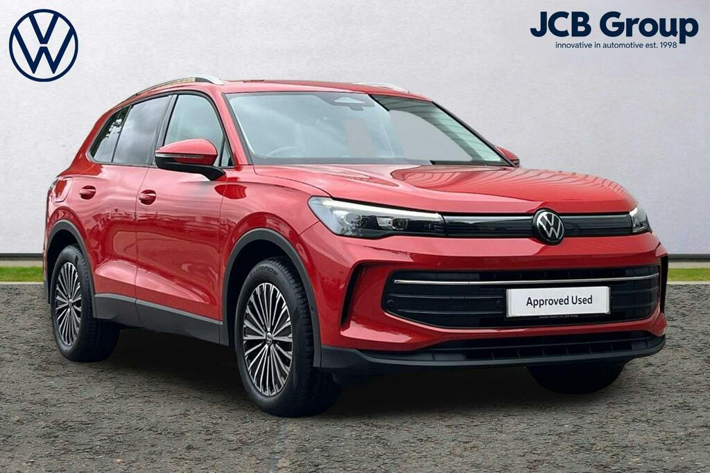 Volkswagen Tiguan 1.5 Etsi Mhev Match Suv Hybrid Dsg Red