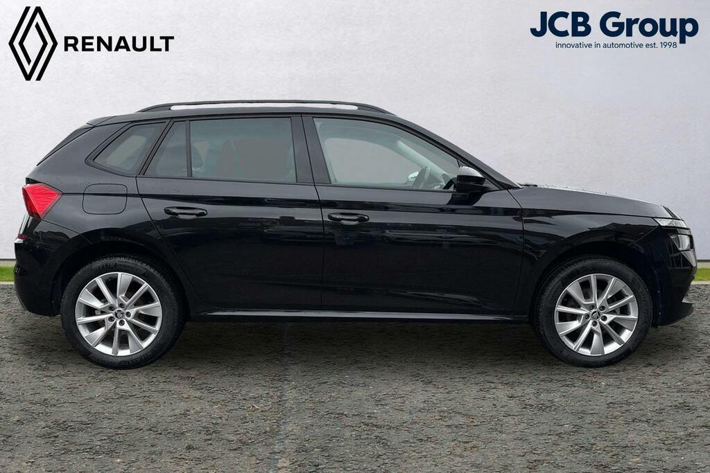 Skoda Kamiq 1.5 Tsi Act Se Drive Suv Dsg MK73UZJ Black #4