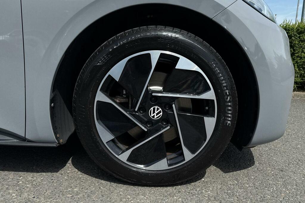 Volkswagen ID.3 Pro Performance 58Kwh Life Hatchback ND21TXX Grey #5