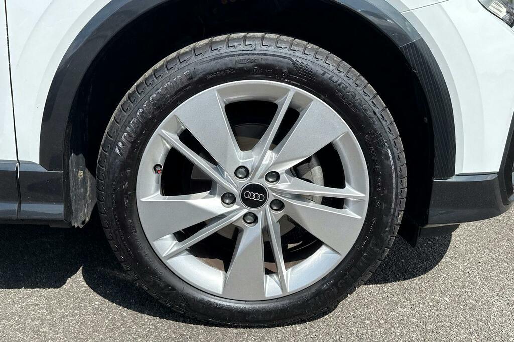 Audi Q2 1.5 Tfsi Cod 35 S Line Suv S Tronic White #5