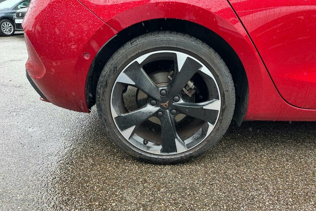Cupra Leon 1.5 Etsi Evo V1 Hatchback Hybrid Dsg Red #5
