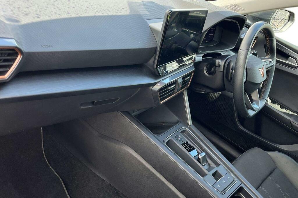 Cupra Leon 1.5 Etsi Evo V1 Design Edition Hatchback Petro GL24DPZ Grey #2