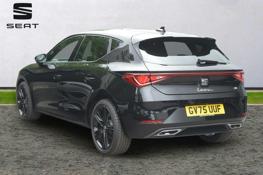 Seat Leon 1.5 Etsi Mhev Fr Black Edition Hatchback Petro GV75UUF Black #3