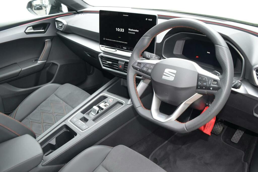 Seat Leon 1.5 Etsi Mhev Fr Black Edition Hatchback Petro GV75UUF Black #6
