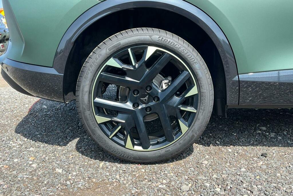 Cupra Formentor 1.5 Etsi Tribe Edition Suv Hybrid Dsg KR26VHU Green #5