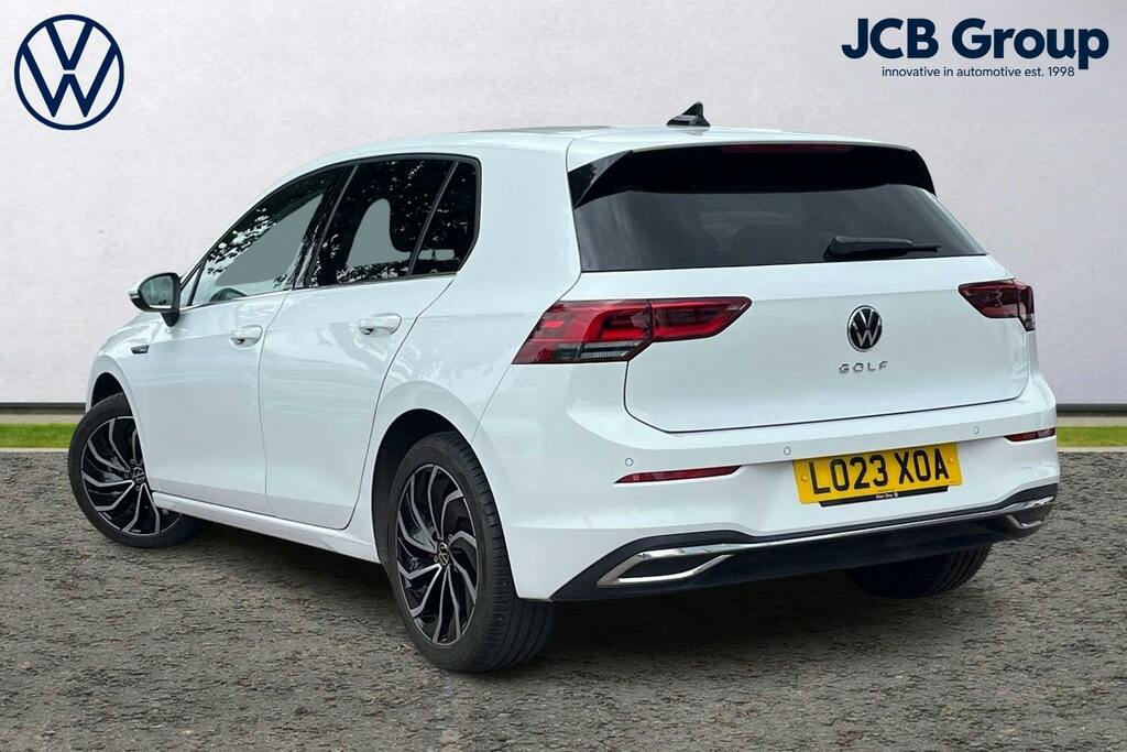 Volkswagen Golf 1.5 Tsi Style Edition Hatchback LO23XOA White #3