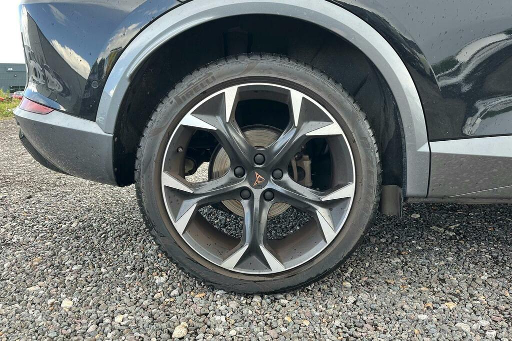 Cupra Formentor 1.5 Tsi V2 Suv Dsg Black #5