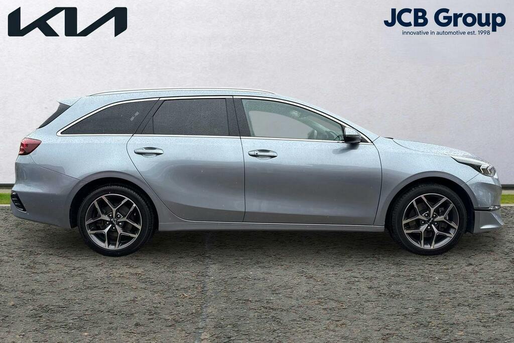 Kia Ceed 1.5 T Gdi 3 Sportswagon Silver #4