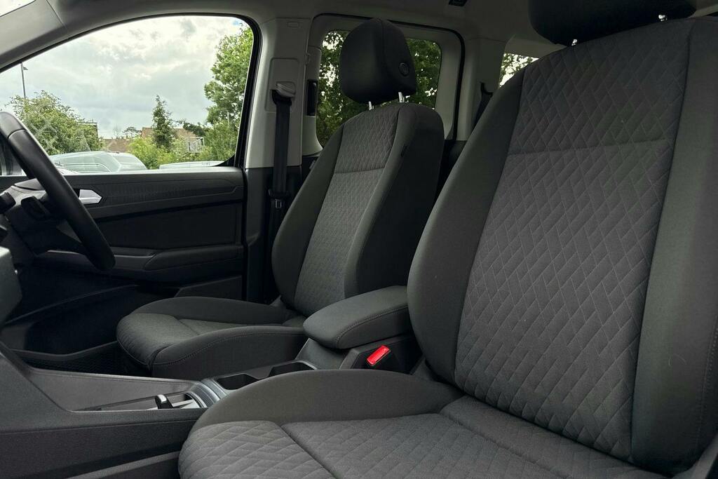 Volkswagen Caddy Life 2.0 Tdi 122 Life Dsg Tech Pack Black #36