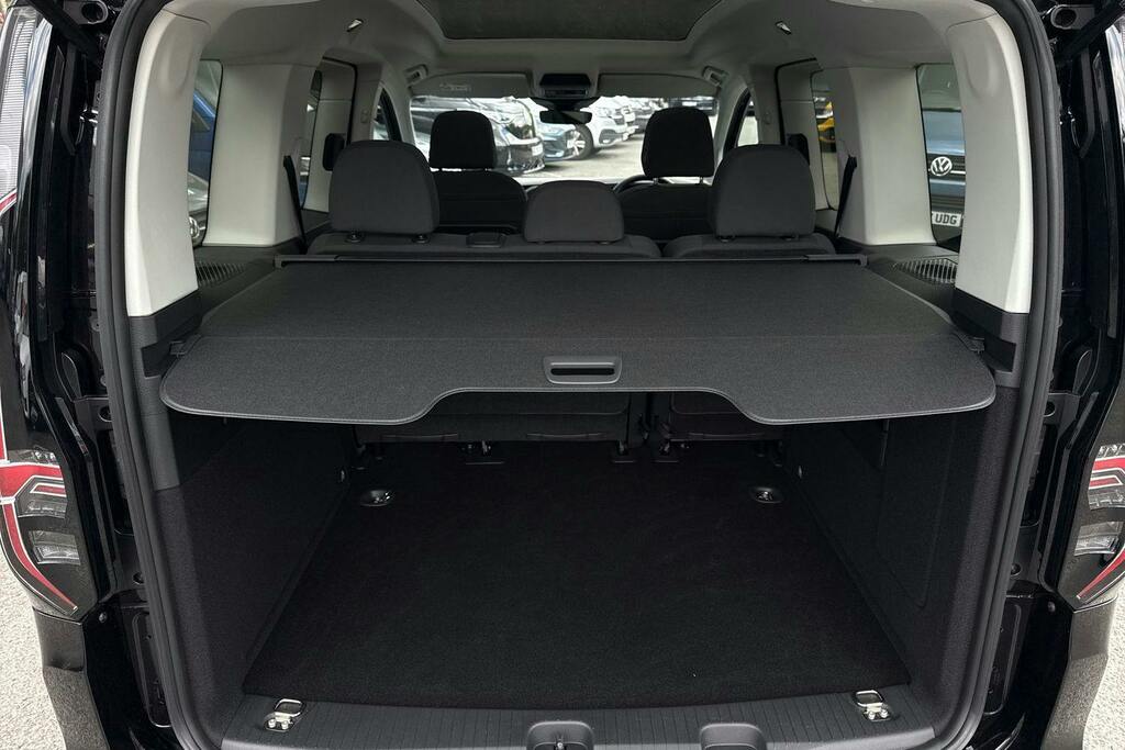 Volkswagen Caddy Life 2.0 Tdi 122 Life Dsg Tech Pack Black #10