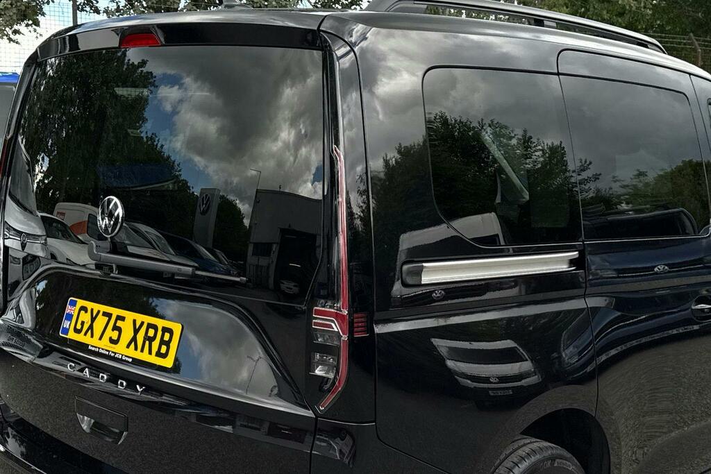 Volkswagen Caddy Life 2.0 Tdi 122 Life Dsg Tech Pack Black #25