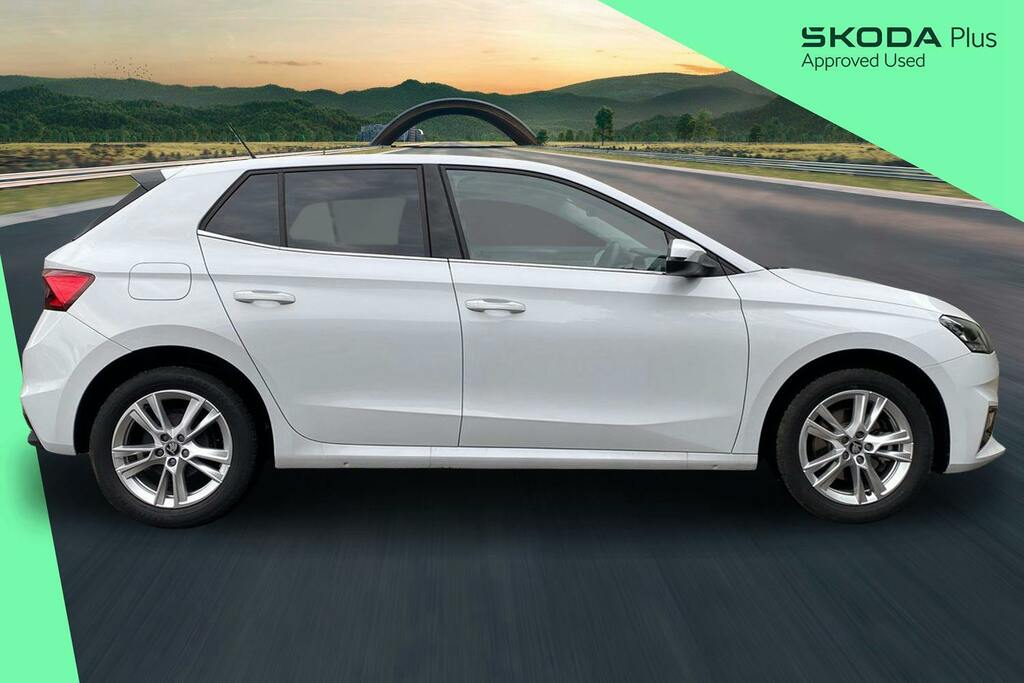 Skoda Fabia 1.0 Tsi Se L Edition Hatchback Dsg DG75EKU White #4