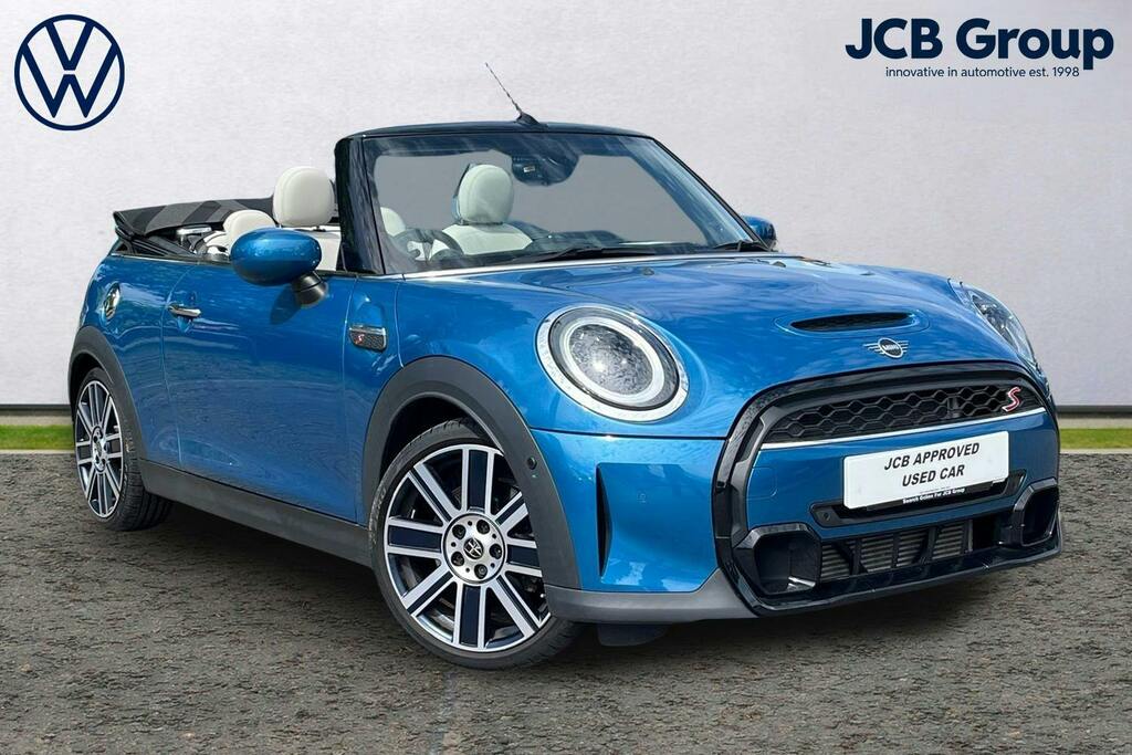 Mini Convertible 2.0 Cooper S Exclusive Convertible Step Blue