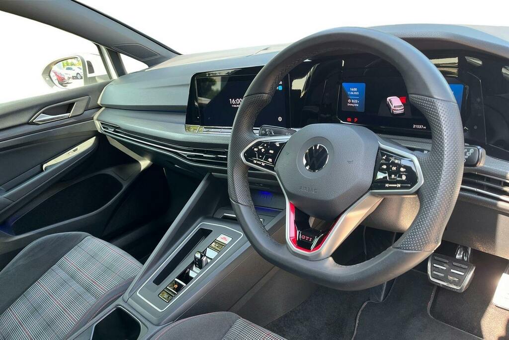 Volkswagen Golf 2.0 Tsi Gti Hatchback Dsg White #6