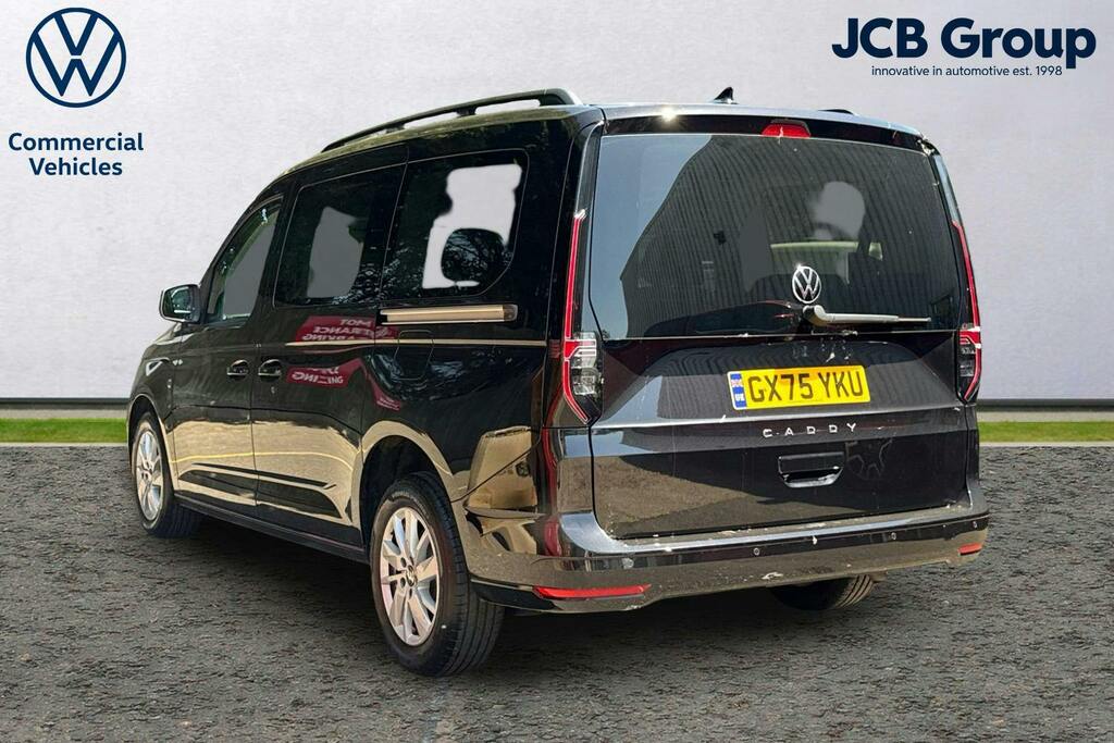 Volkswagen Caddy Maxi Life 2.0 Tdi Life Mpv Dsg Black #3