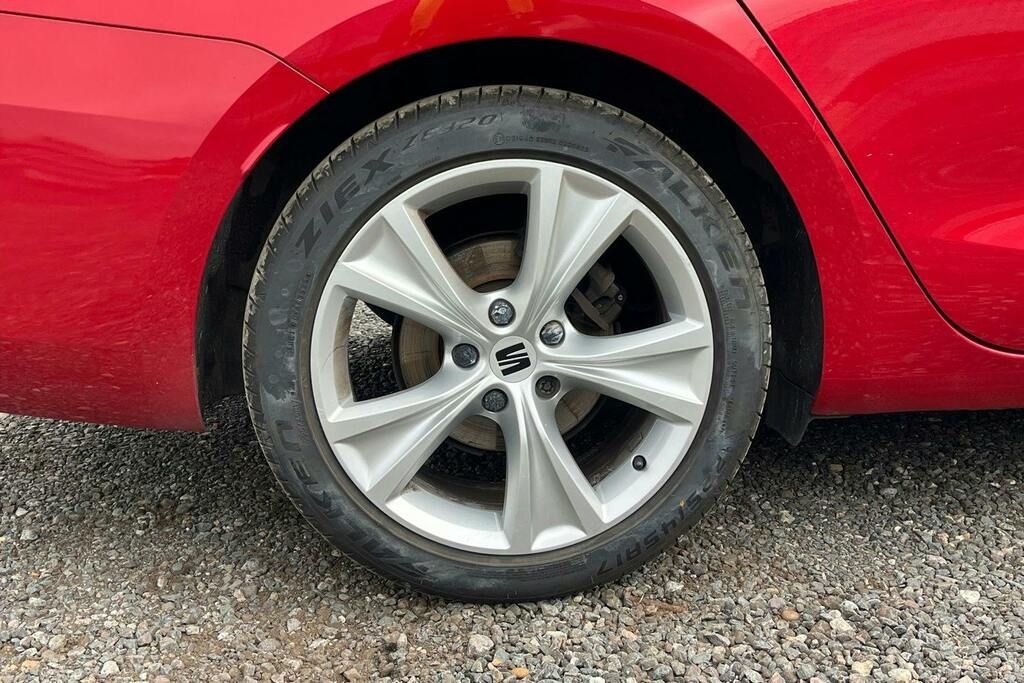 Seat Leon 1.5 Etsi Mhev Fr Estate Hybrid Dsg Red #5
