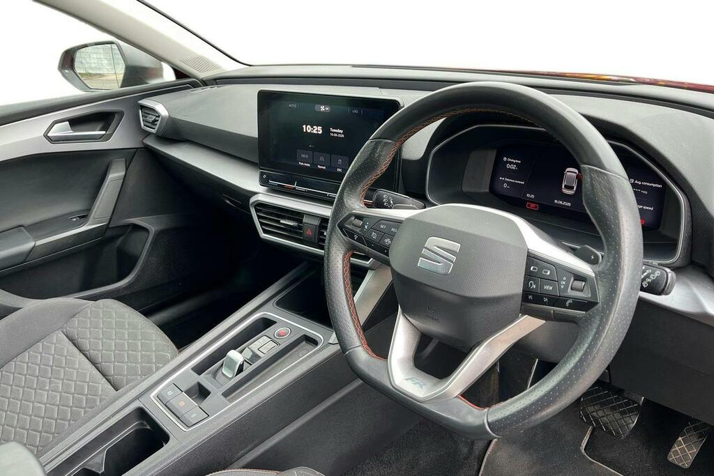 Seat Leon 1.5 Etsi Mhev Fr Estate Hybrid Dsg Red #6