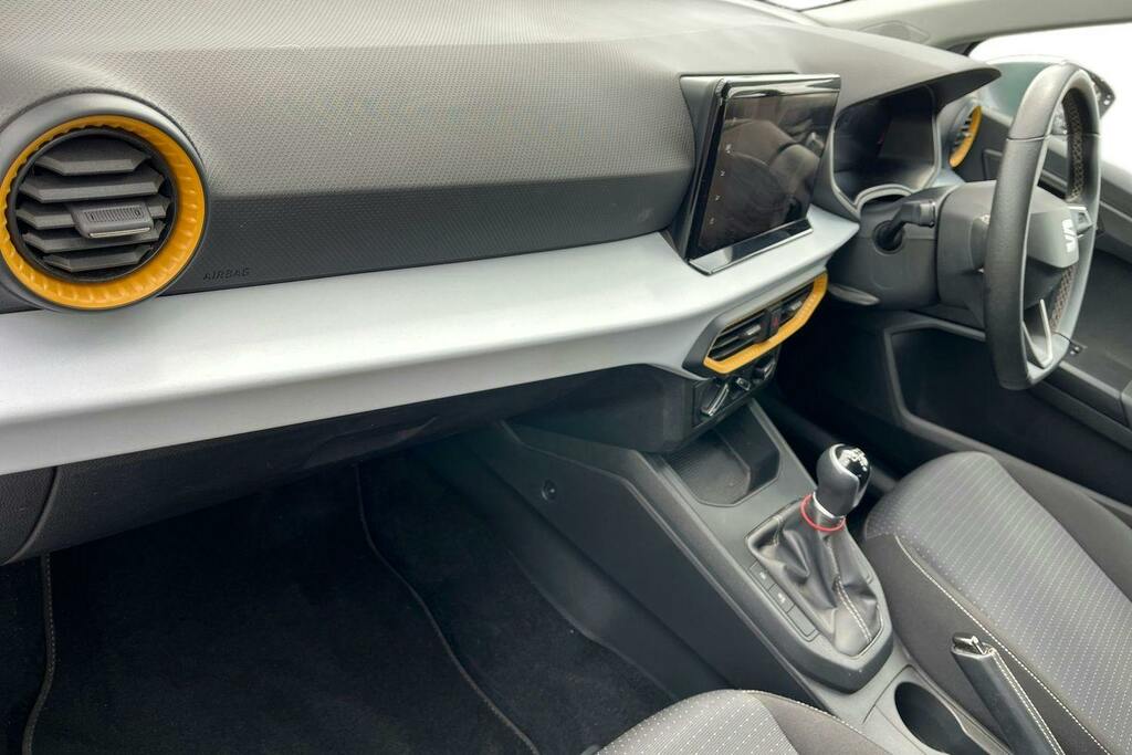 Seat Ibiza 1.0 Tsi Se Technology Hatchback Silver #2