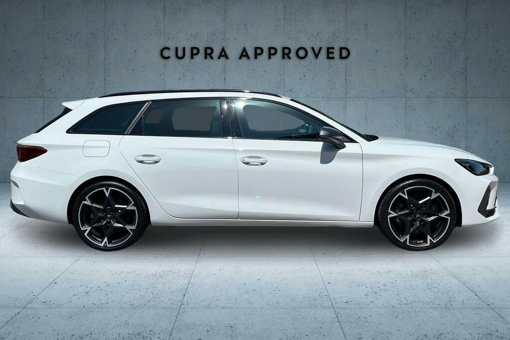 Cupra Leon 1.5 Ehybrid 25.8Kwh Vz1 Estate Plug In White #4