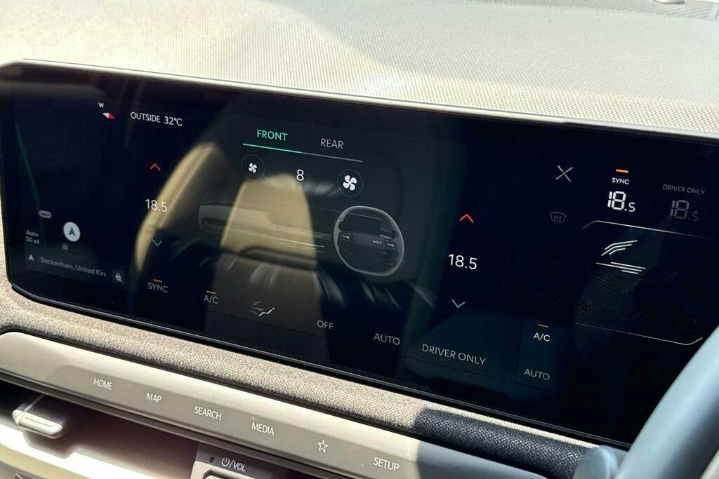 Kia EV3 81.4Kwh Gt-line S Suv 201 Bhp Grey #14