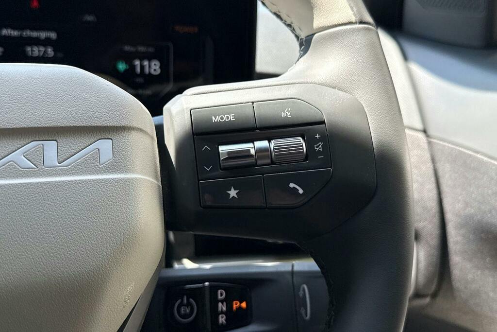 Kia EV3 81.4Kwh Gt-line S Suv 201 Bhp Grey #18