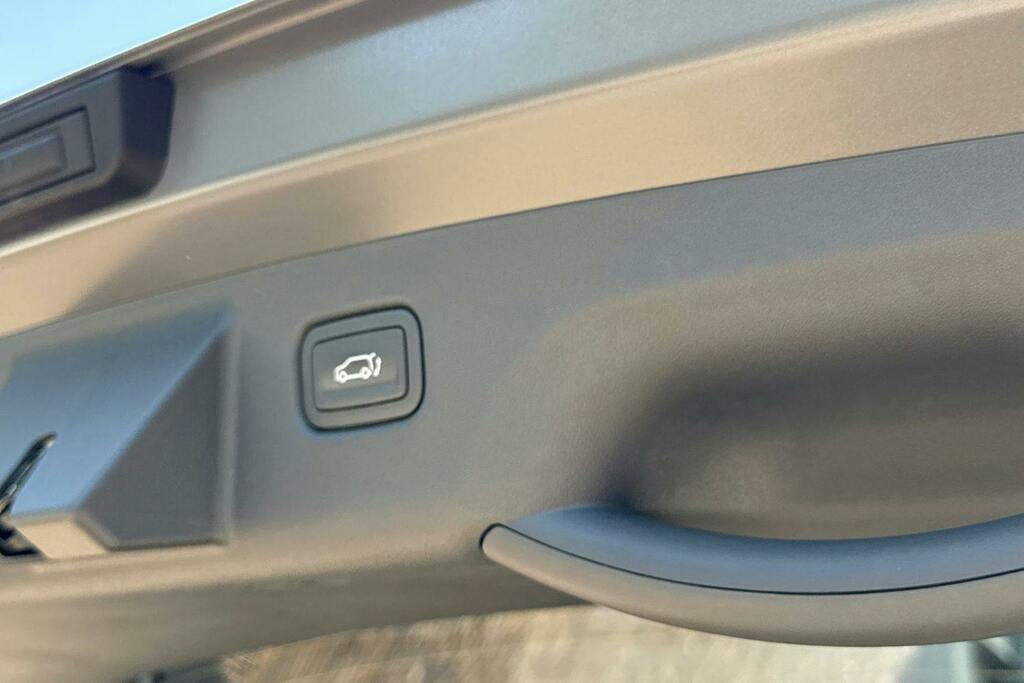 Kia EV3 81.4Kwh Gt-line S Suv 201 Bhp Grey #42