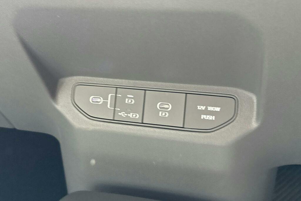 Kia EV3 81.4Kwh Gt-line S Suv 201 Bhp Grey #28