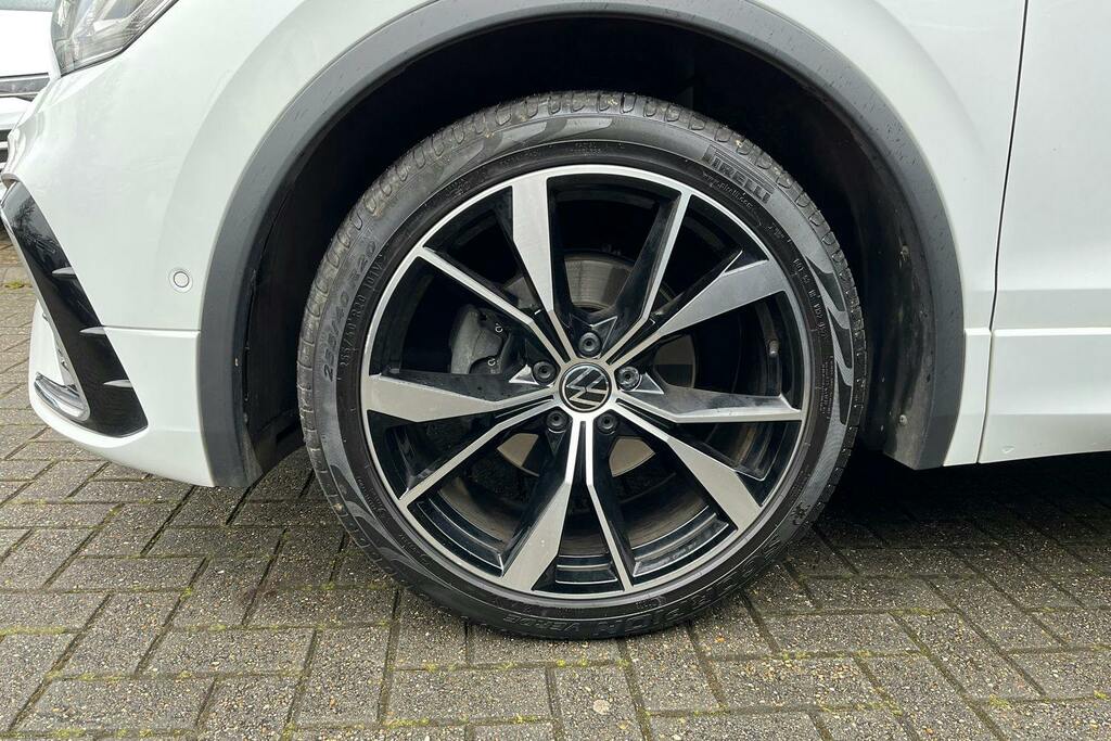 Volkswagen Tiguan 1.5 Tsi R-line Suv Dsg White #5