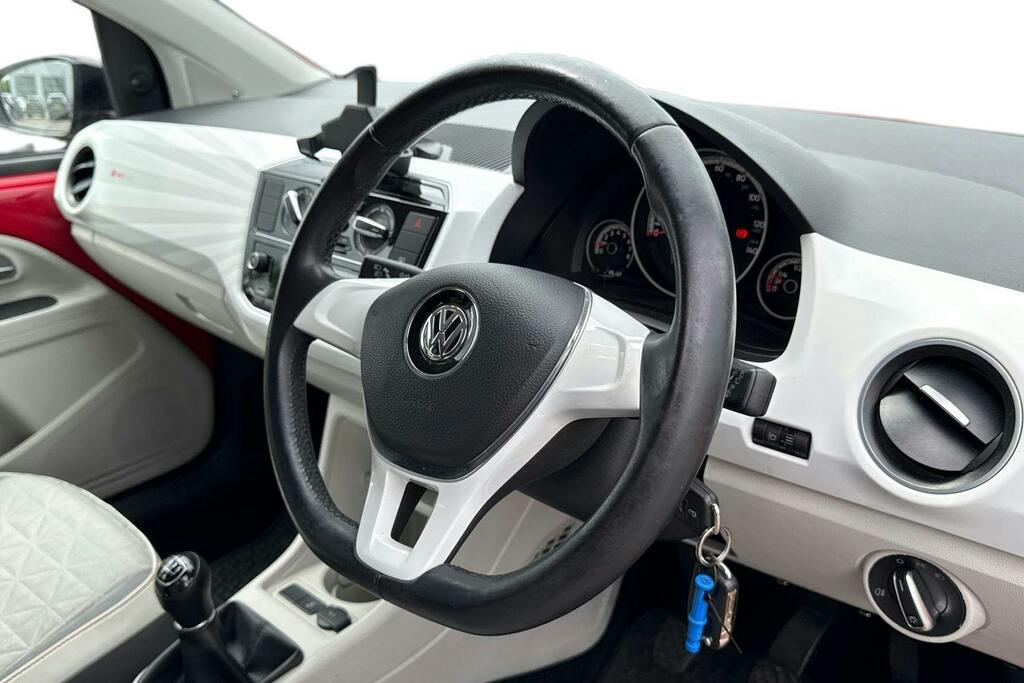 Volkswagen Up 1.0 Up Beats Hatchback Red #6