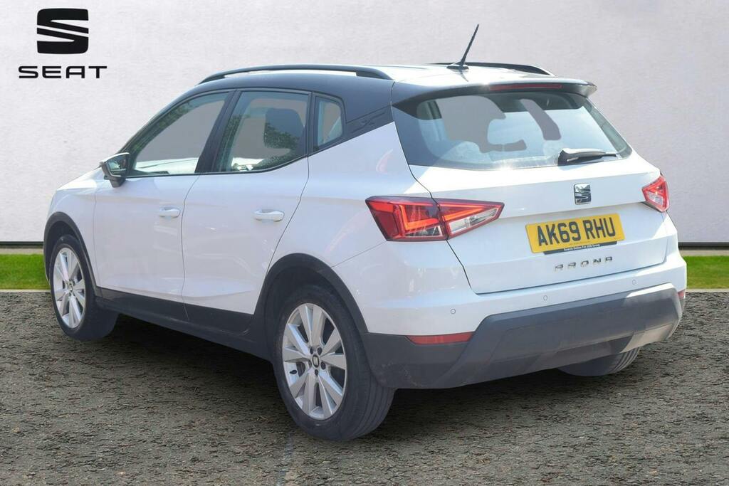 Seat Arona 1.0 Tsi Se Technology Suv White #3