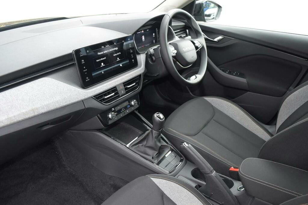 Skoda Kamiq 1.0 Tsi Se Edition Suv Black #2