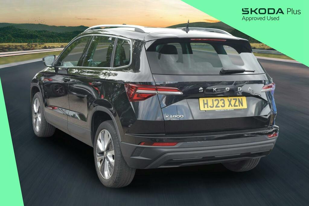 Skoda Karoq 1.5 Tsi Act Se L Suv Black #3