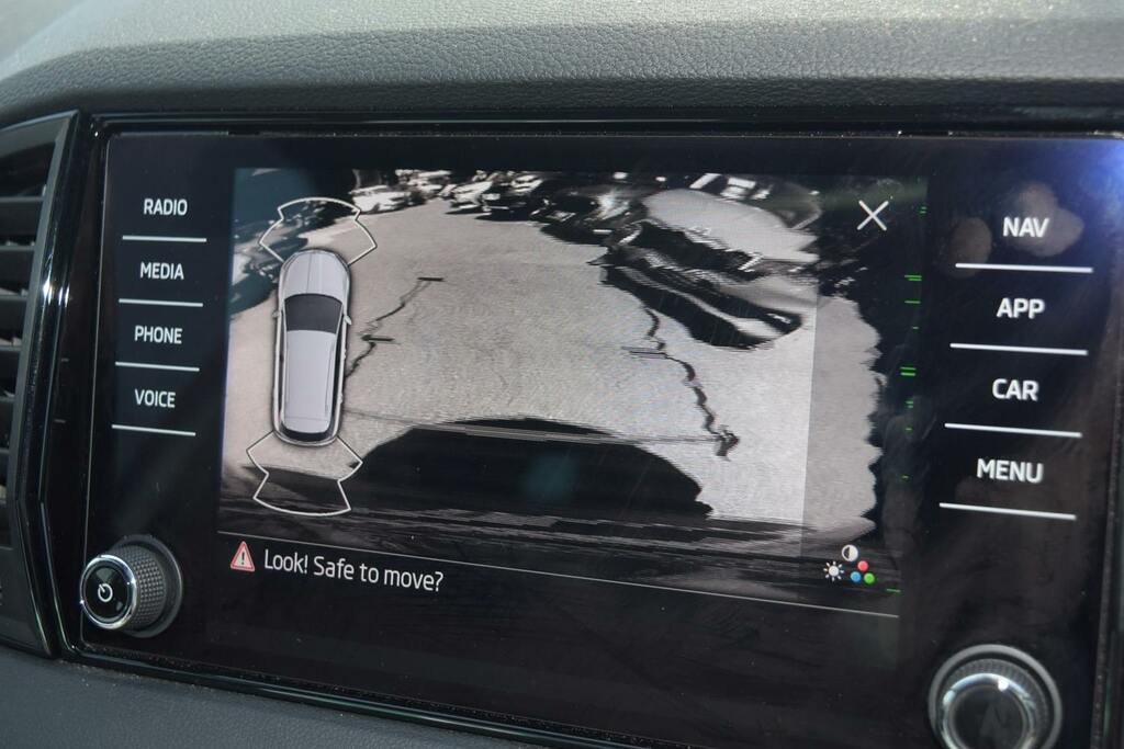 Skoda Karoq Se Technology Grey #30
