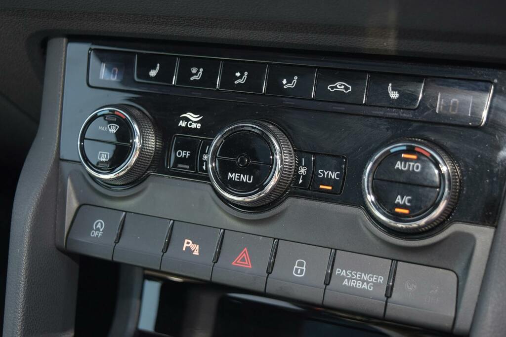 Skoda Karoq Se Technology Grey #14