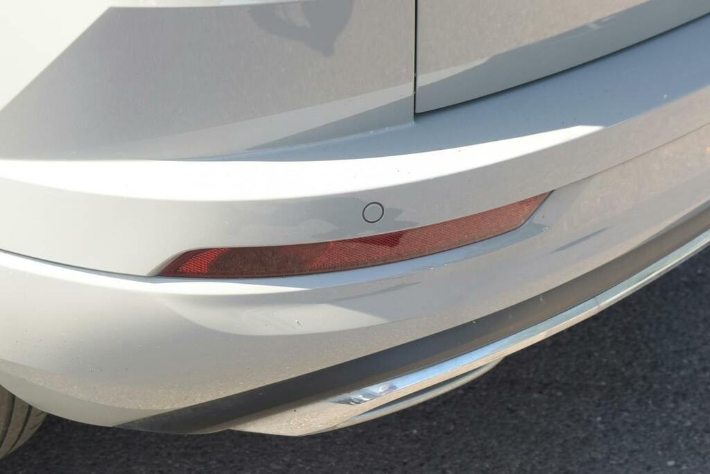 Skoda Karoq Se Technology Grey #40